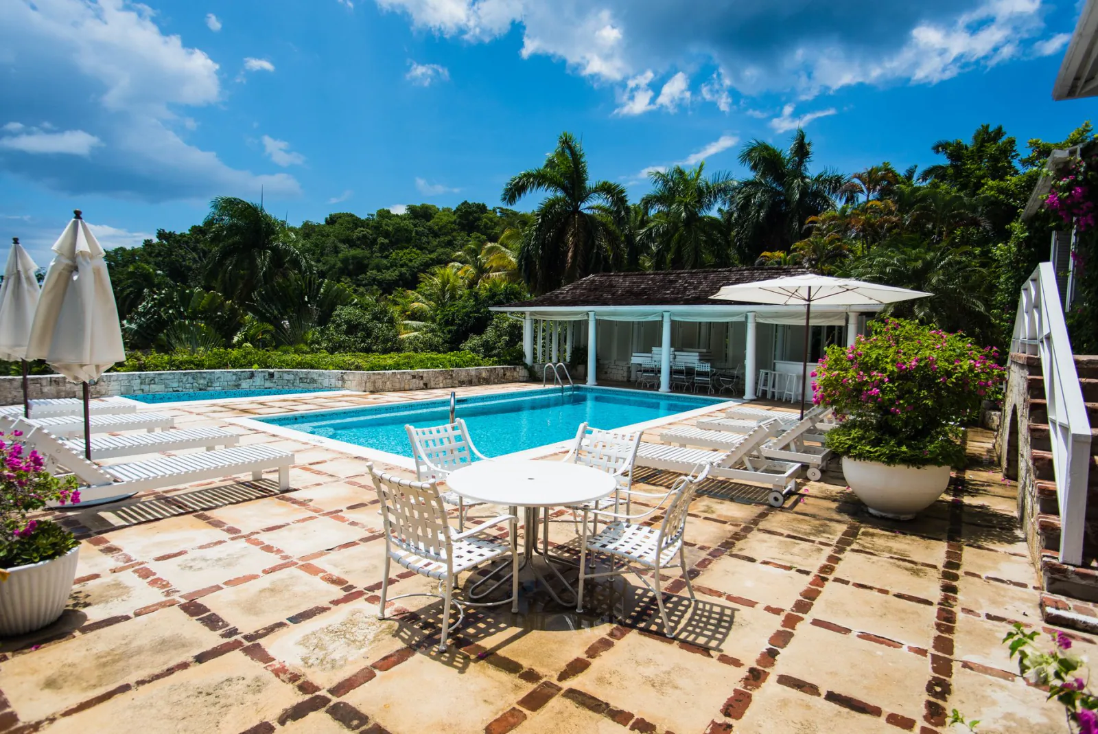 Section 'How does Hedonism II compare to other clothing-optional resorts?' in 'Hedonism II Jamaica 2026: An Honest First