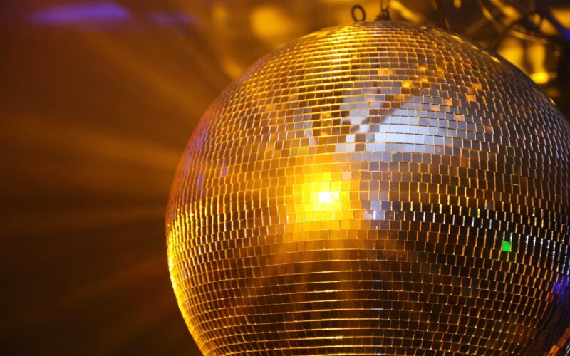 Tenerife Nightlife First-Timers: The Ultimate 2026 Guide