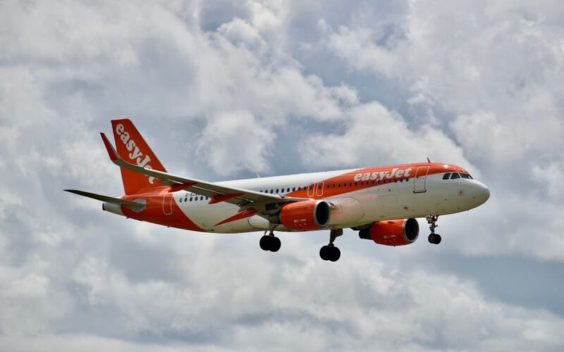 Cheapest Days to Fly Europe 2026: Booking Tips