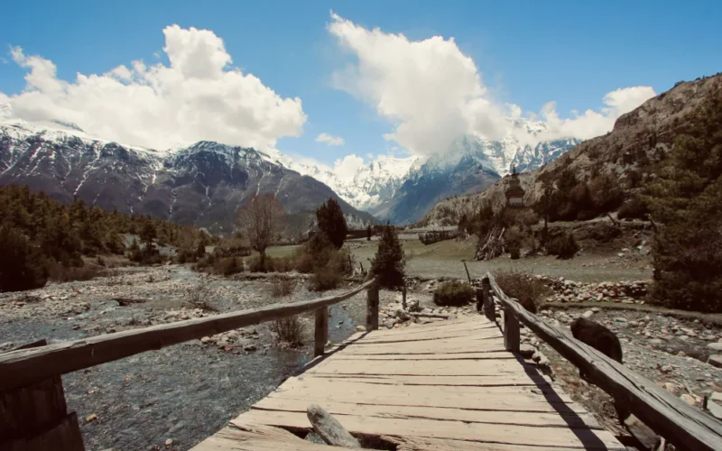 Trekking Travel Insurance 2026: Altitude Limits Guide